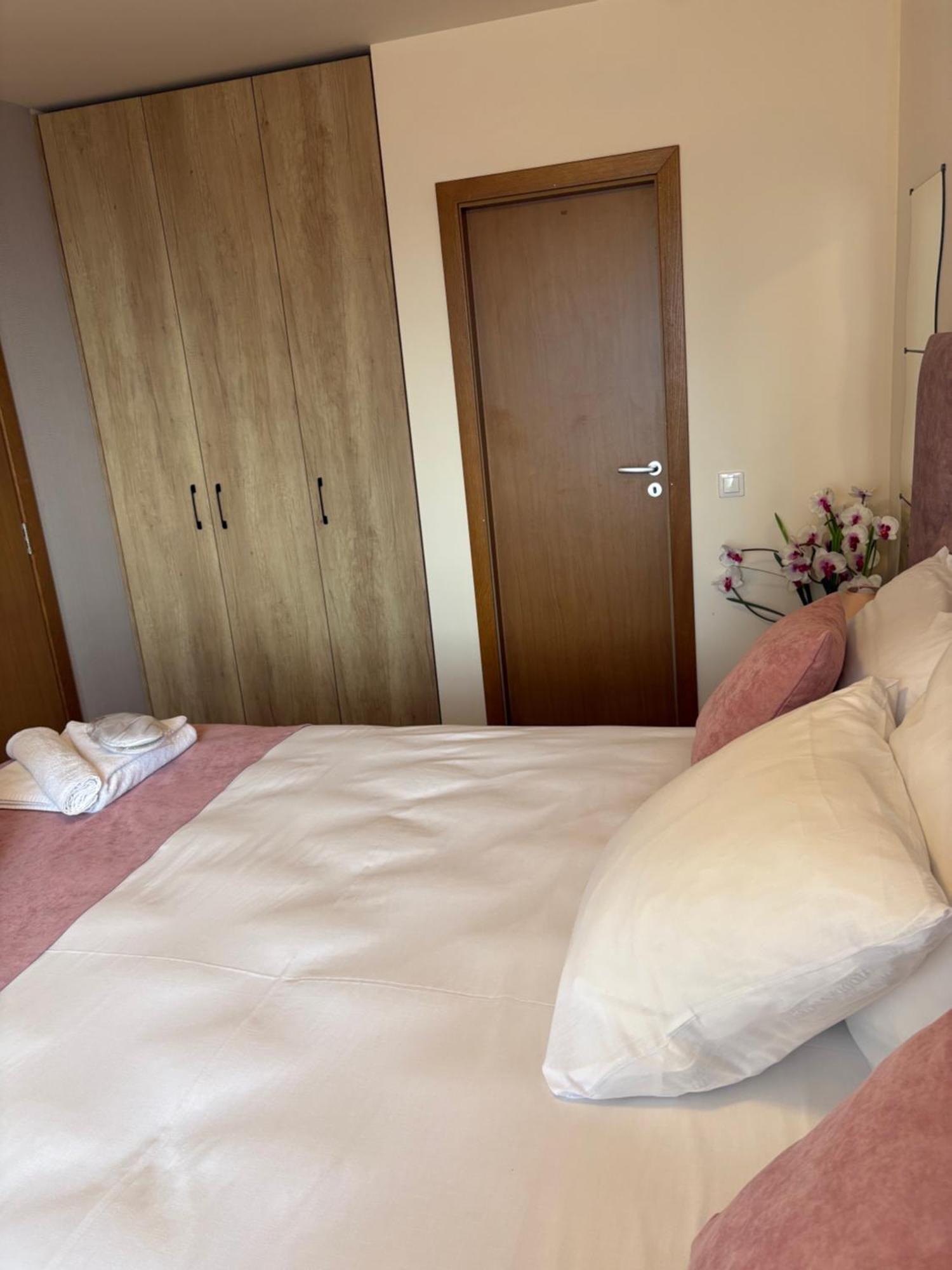 Grand Resort Luxury Apartment Pamporovo Exterior photo
